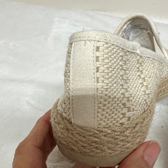 Esprit Nadine Cream Espadrille Slip-Ons - Picture 9 of 9